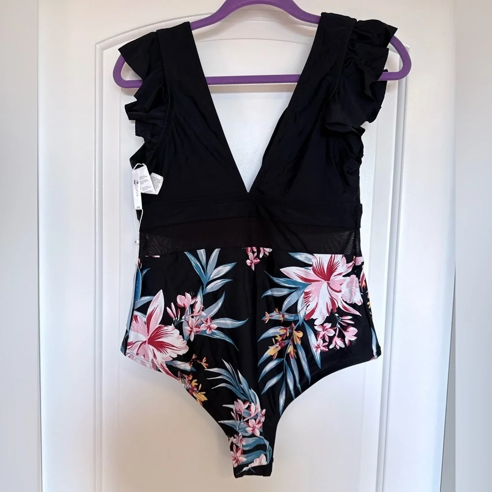 Cupshe Black Floral One Piece Swimsuit Plus Size 0X - Picture 2 of 4